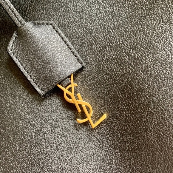 YSL Shopping Tote l - Picture 9 of 11